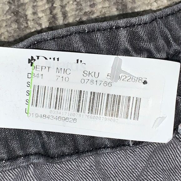 GB Gianni Bini Womens Size 11 Black Denim Shorts Tie Waste Patch Pockets NWT - Picture 4 of 9